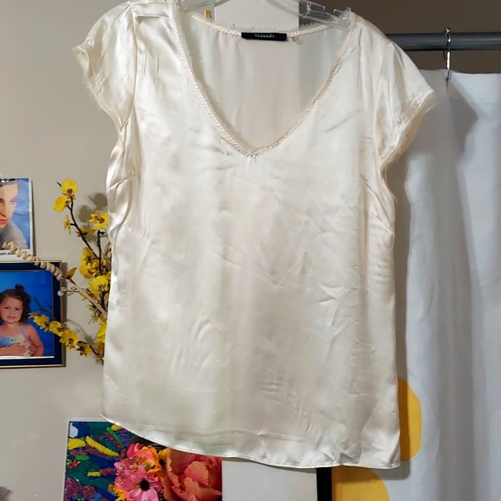 Tahari ivory silk top